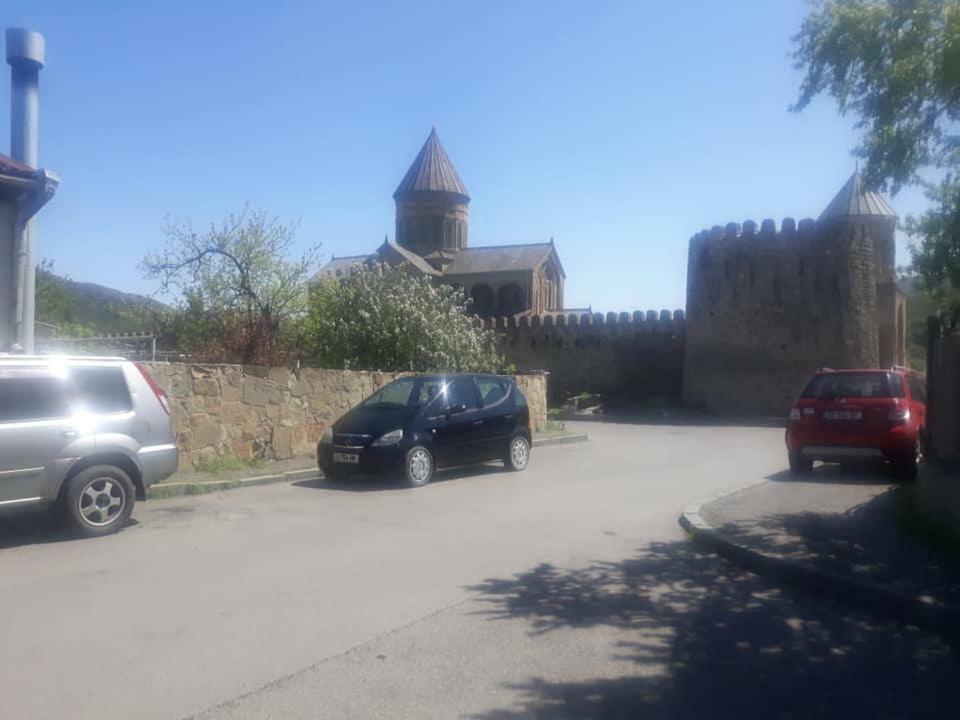 Guest House Sveti Mtsʼkhetʼa Екстериор снимка